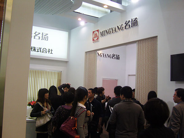 金鳳凰窗簾品種多樣，是不錯的選擇！